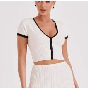 MESHKI JOLENE SHORT SWEATER MEDIUM